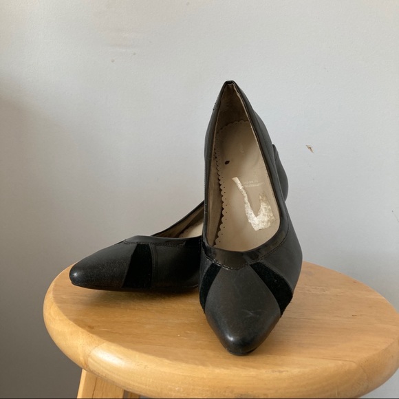 Rockport Adiprene by Adidas Black Pumps - Picture 2 of 4